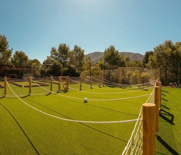 foto del minigolf que hay en las instalaciones de CH2 La Marina